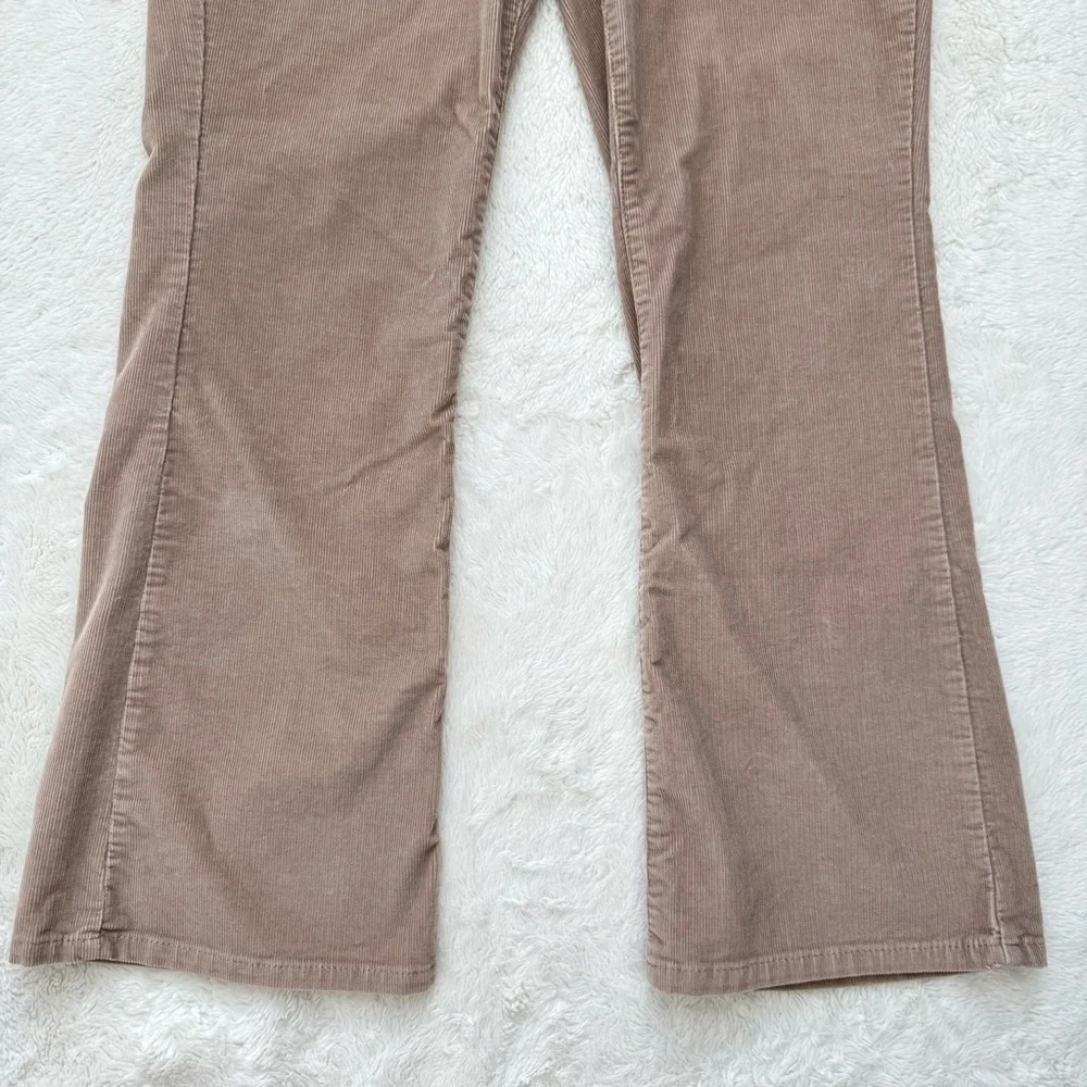 LL Bean Everyday Corduroy Pants Women’s 6 Camel Bootcut Favorite Fit Preppy Y2K - Picture 3 of 9